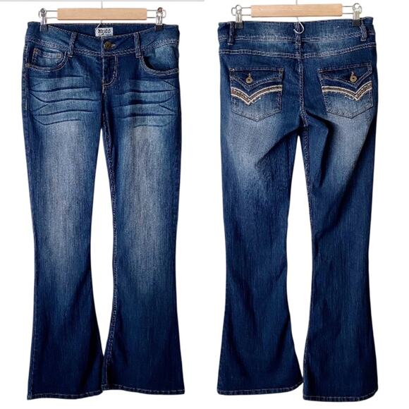 Mudd | Y2K Low Rise Flare Blue Jeans Butt Flap Pockets Juniors Size 9 - Picture 1 of 7